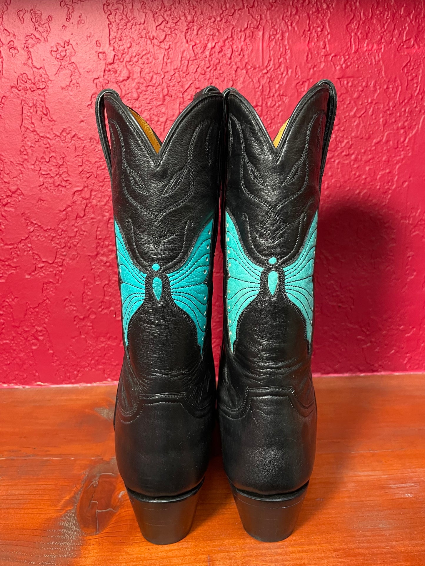 Papillon Noir Et Turquoise Cowgirl