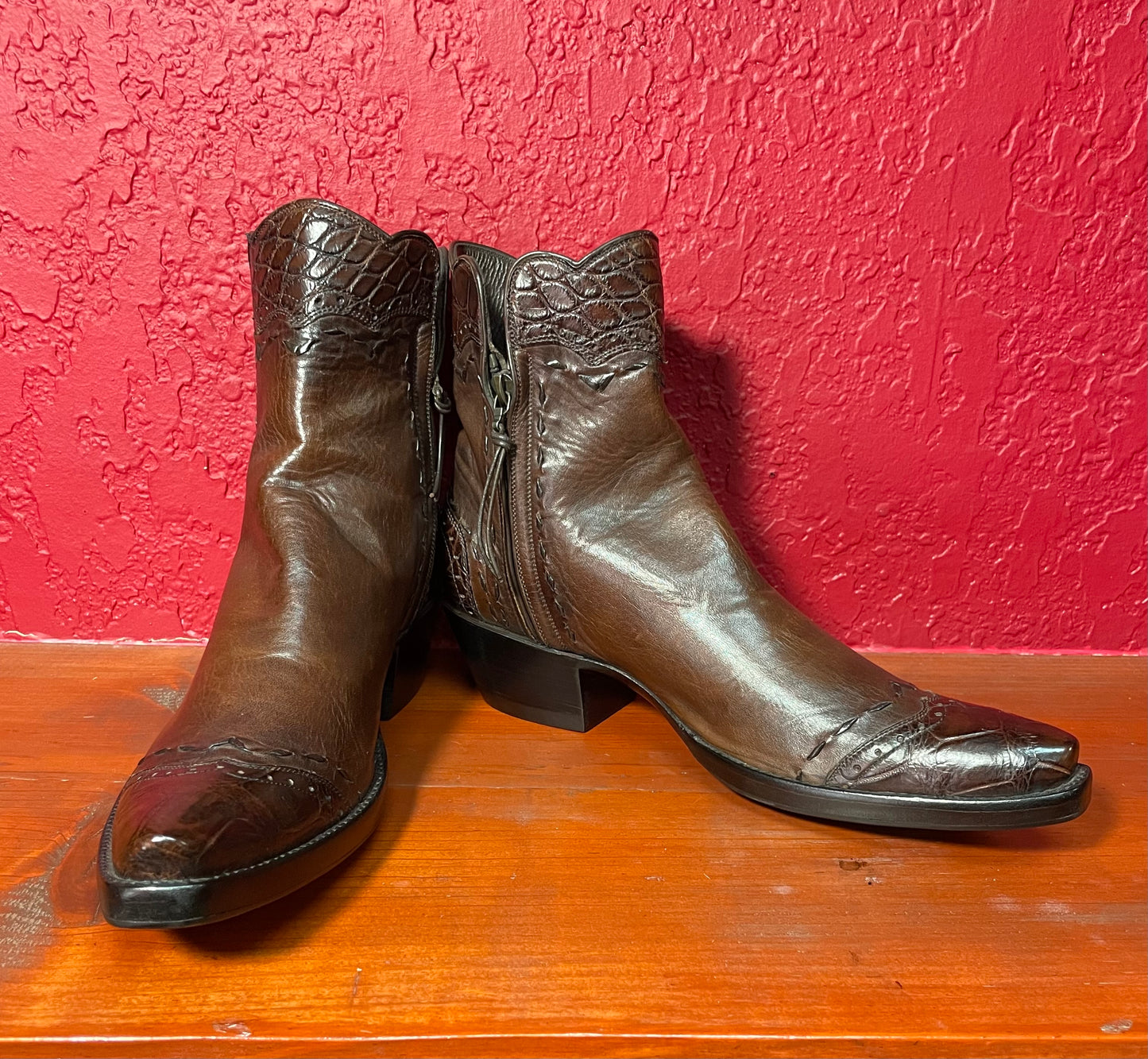 Bourbon Italian Calfskin with Sport Rust Gator Trim Zip