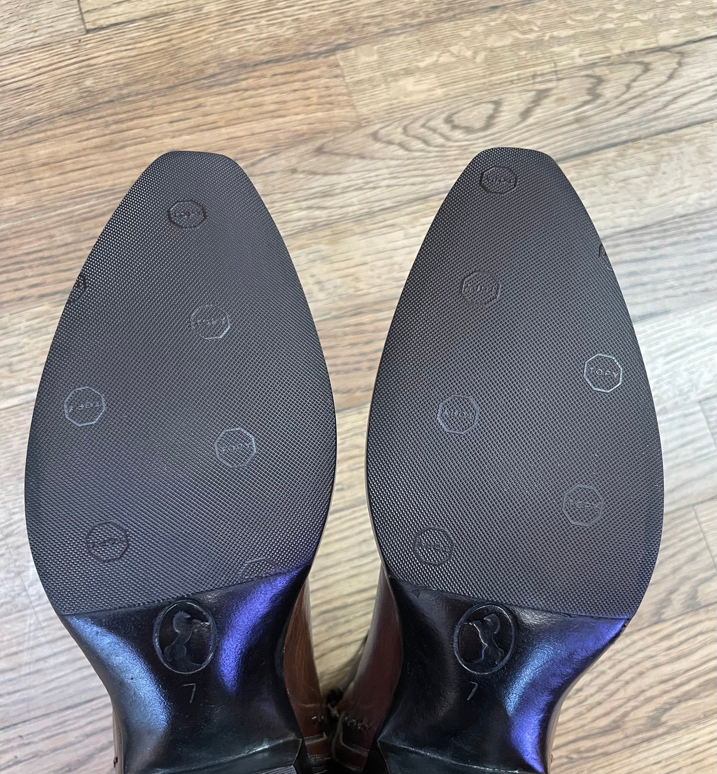 Bourbon Italian Calfskin with Sport Rust Gator Trim Zip