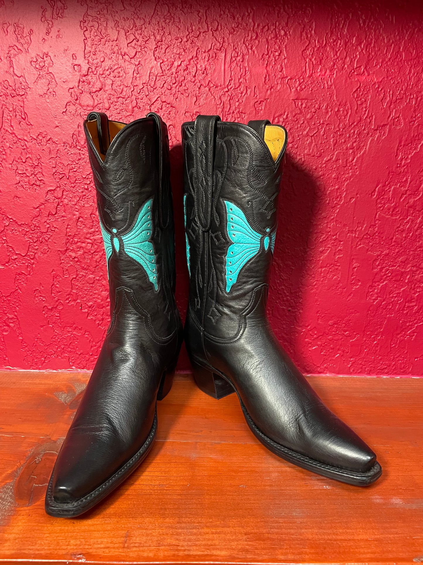 Papillon Noir Et Turquoise Cowgirl