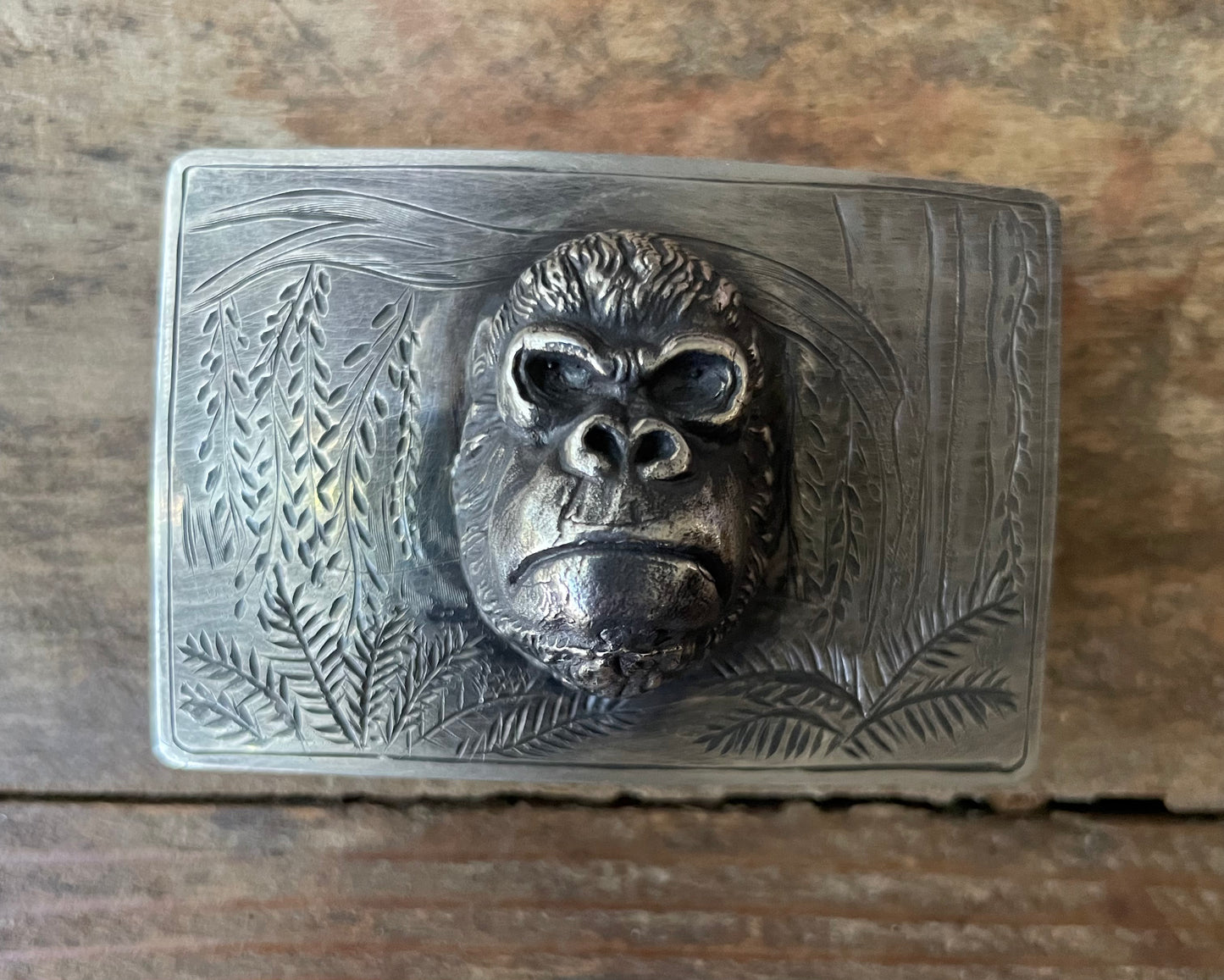 Gorilla Buckle