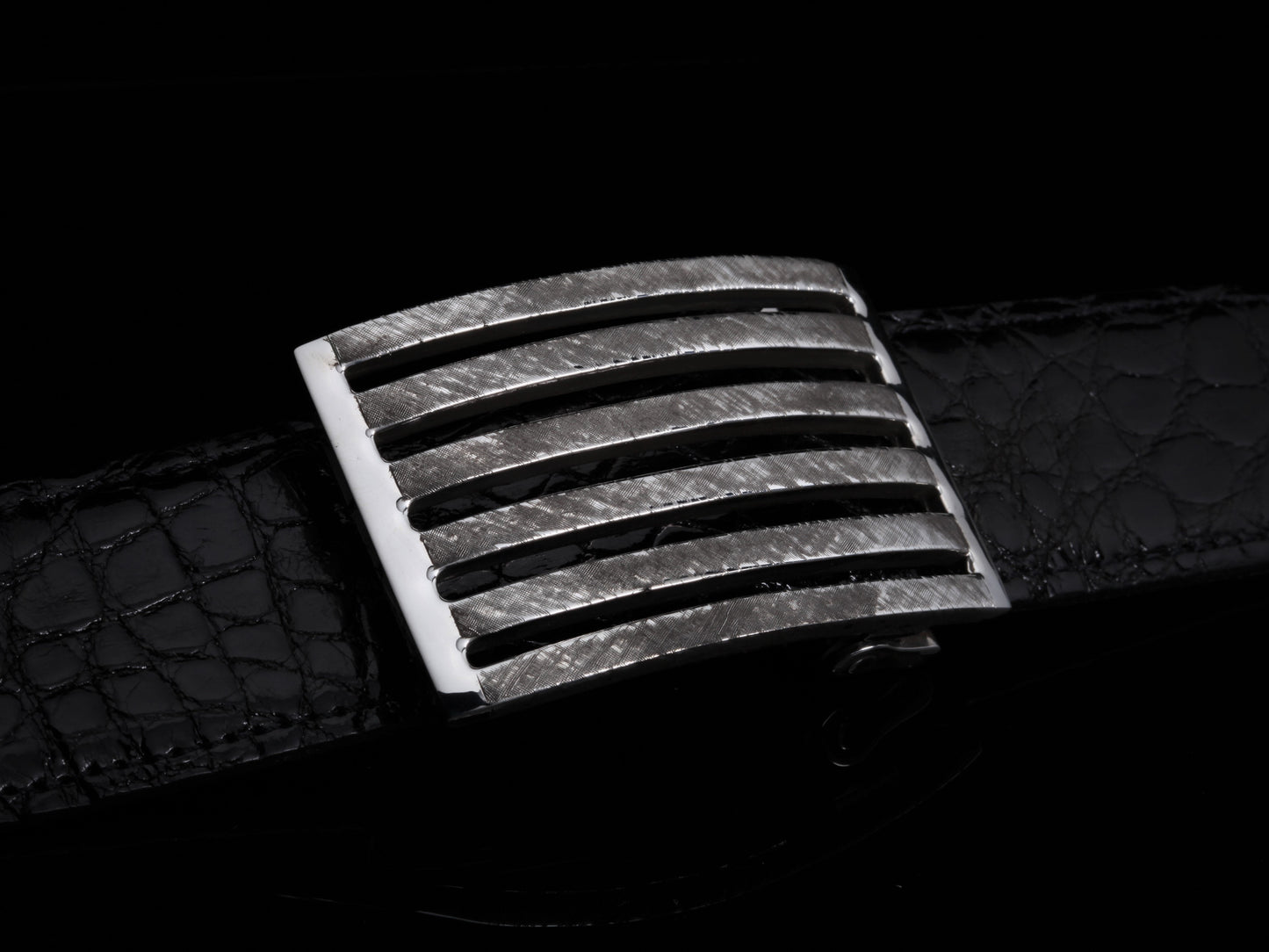 Corey, Two Sizes Belt Buckles Comstock Heritage 1.5"