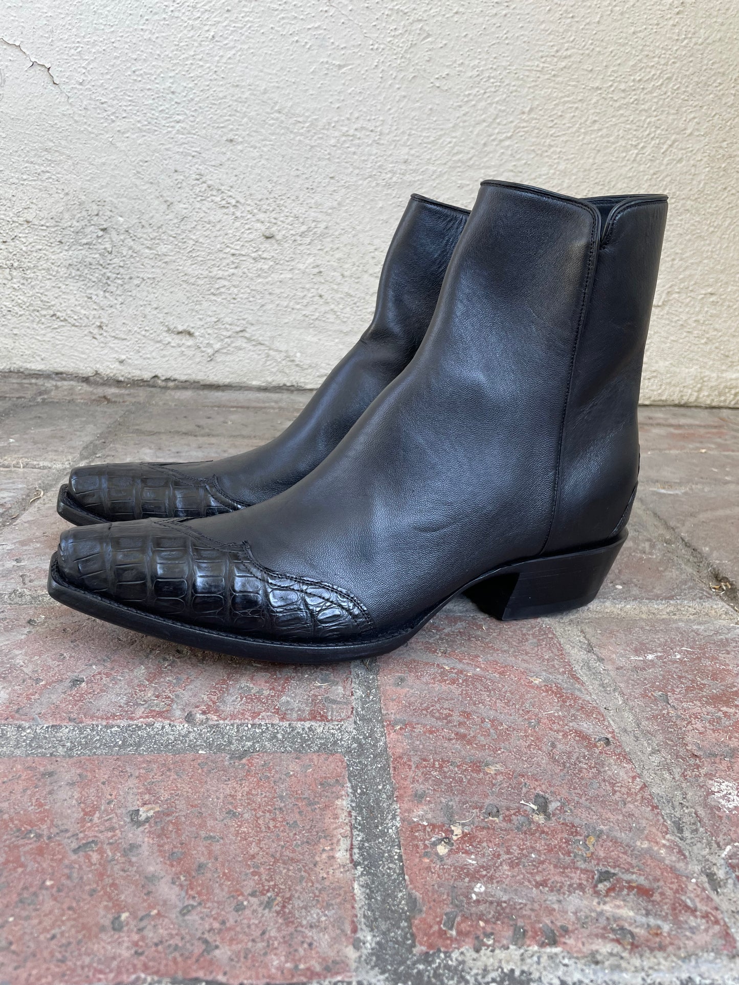 Noir Calfskin with Caiman Zorro