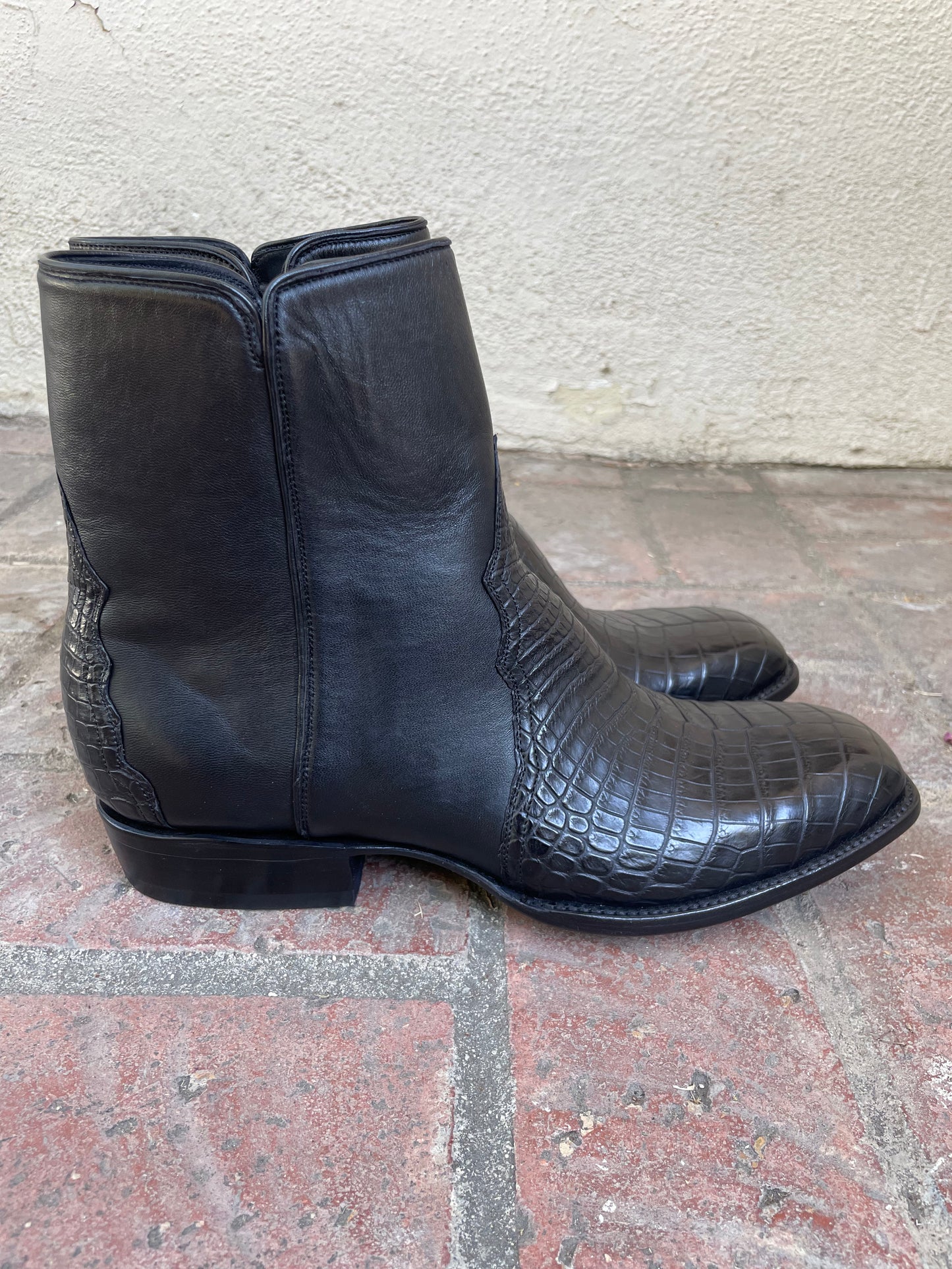 Noir Nile Crocodile Belly With Noir Calf ZG