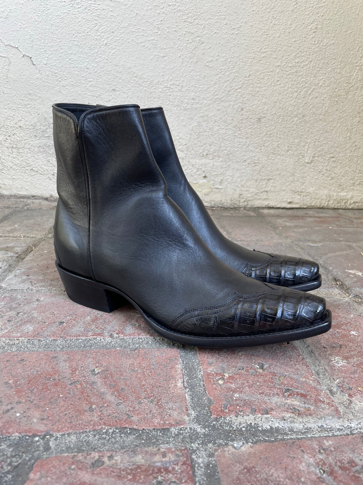Noir Calfskin with Caiman Zorro