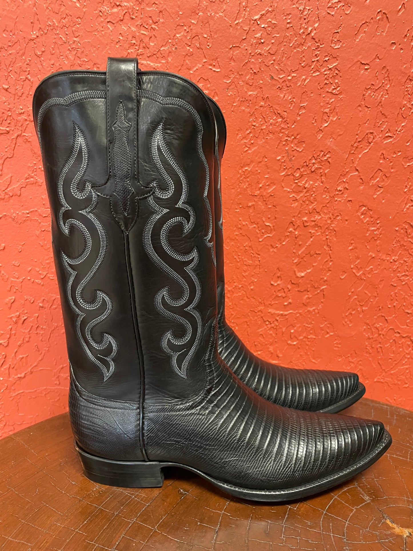 Homme Noir Teju Lizard Cowboy