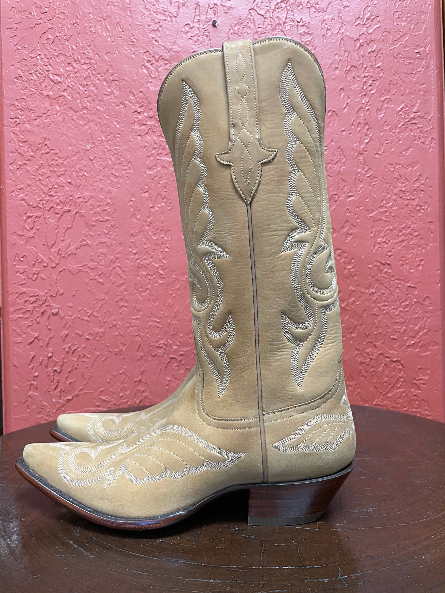 Saddle Tan Nubuck Cowgirl
