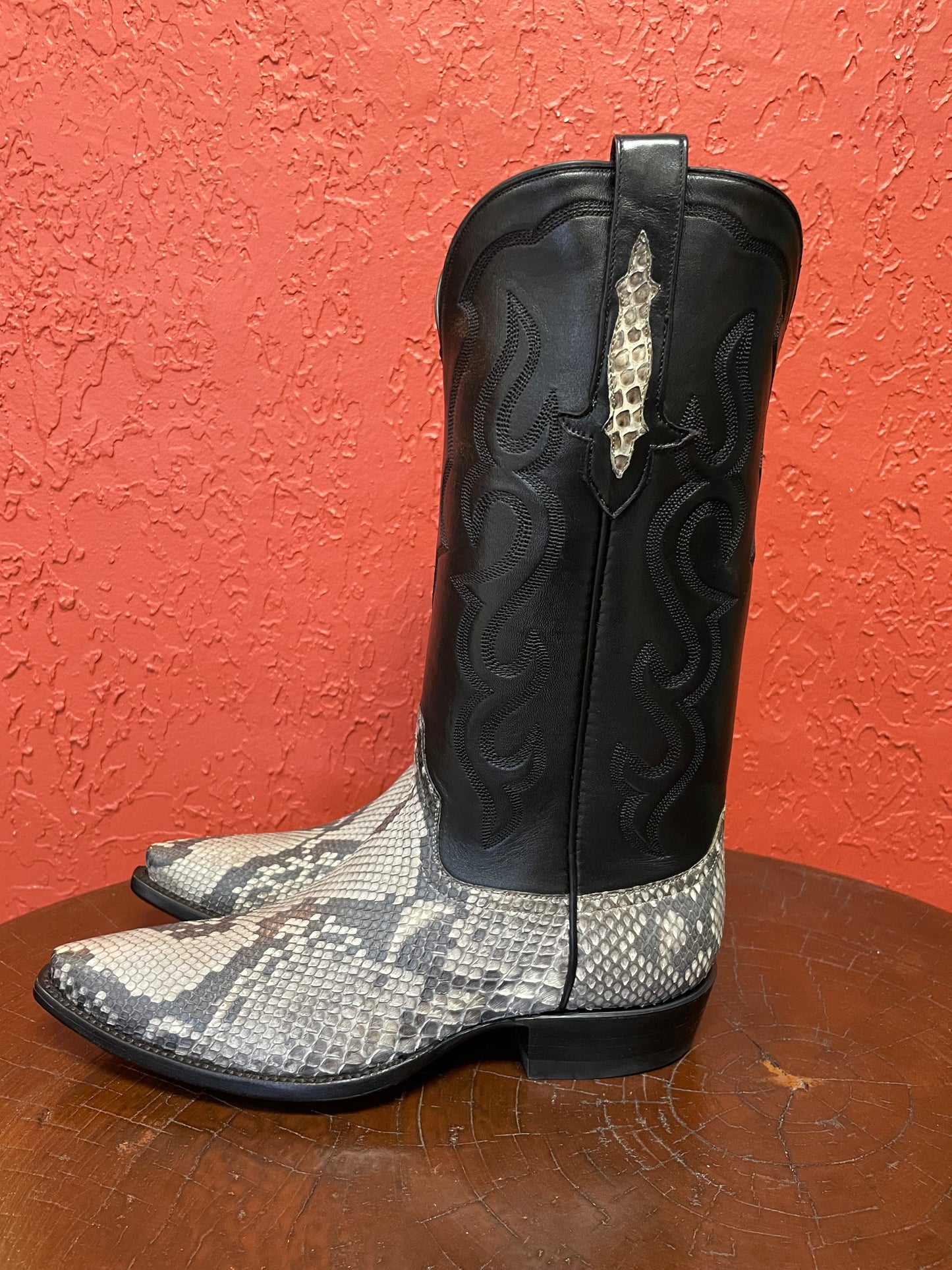 Homme Gris Et Blanc Python Cowboy