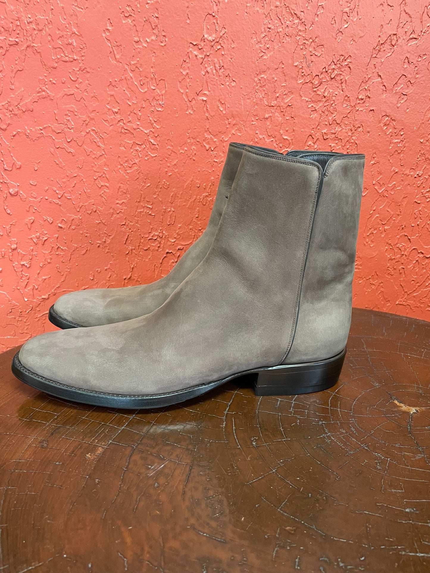 Café Au Lait Italian Calfskin Nubuck Zip