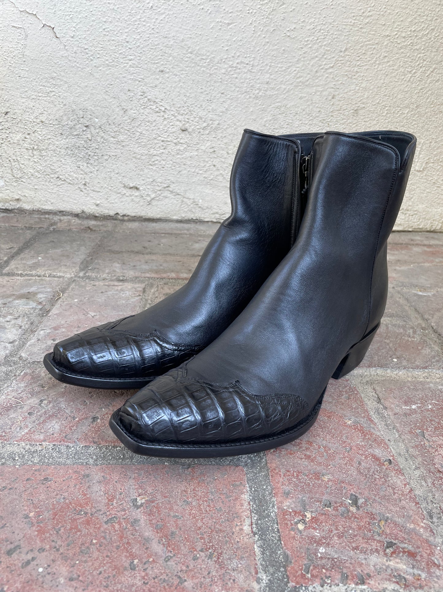 Noir Calfskin with Caiman Zorro