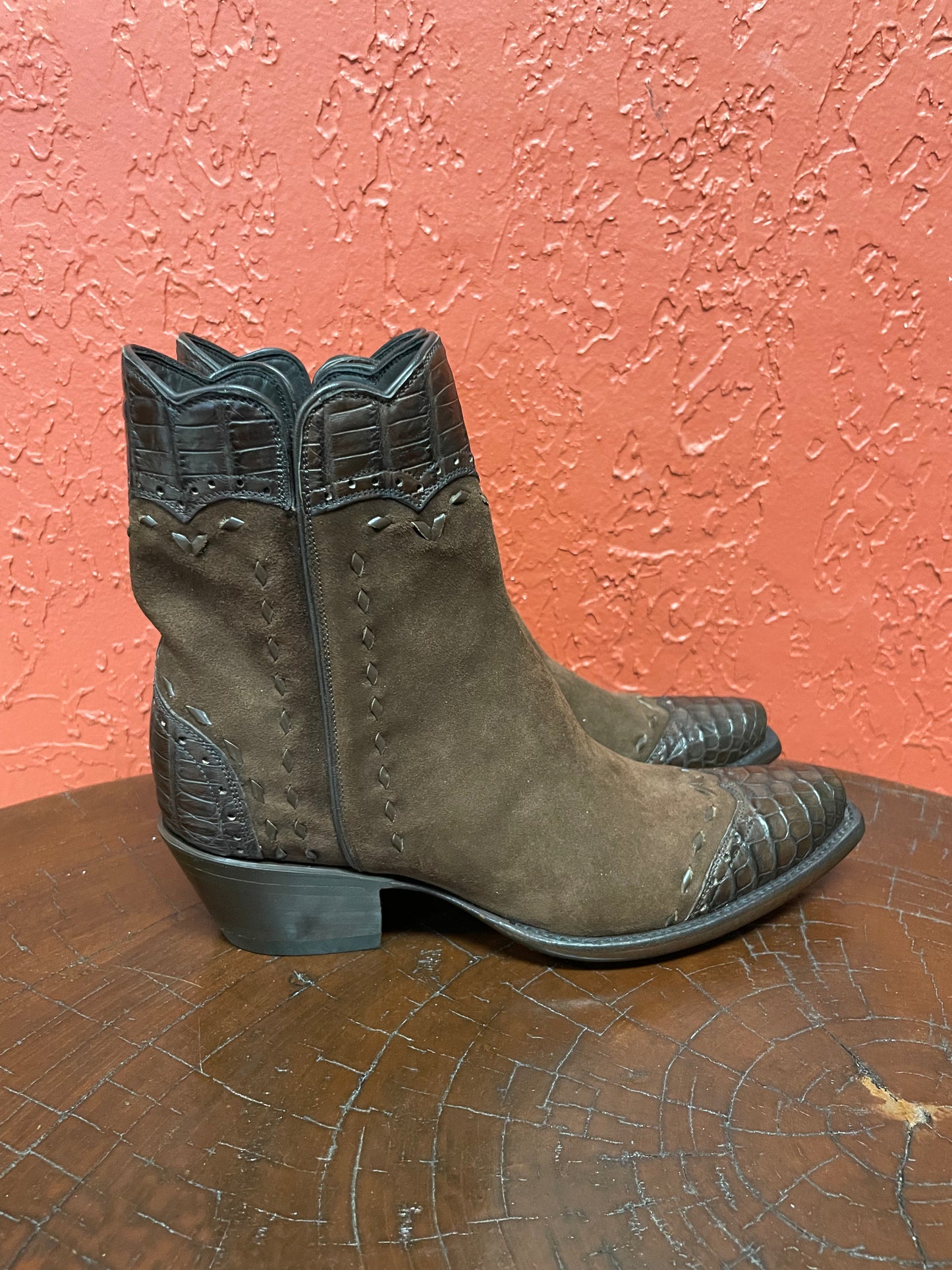 Espresso Chèvre Suede Et Crocodile Trim Zorro