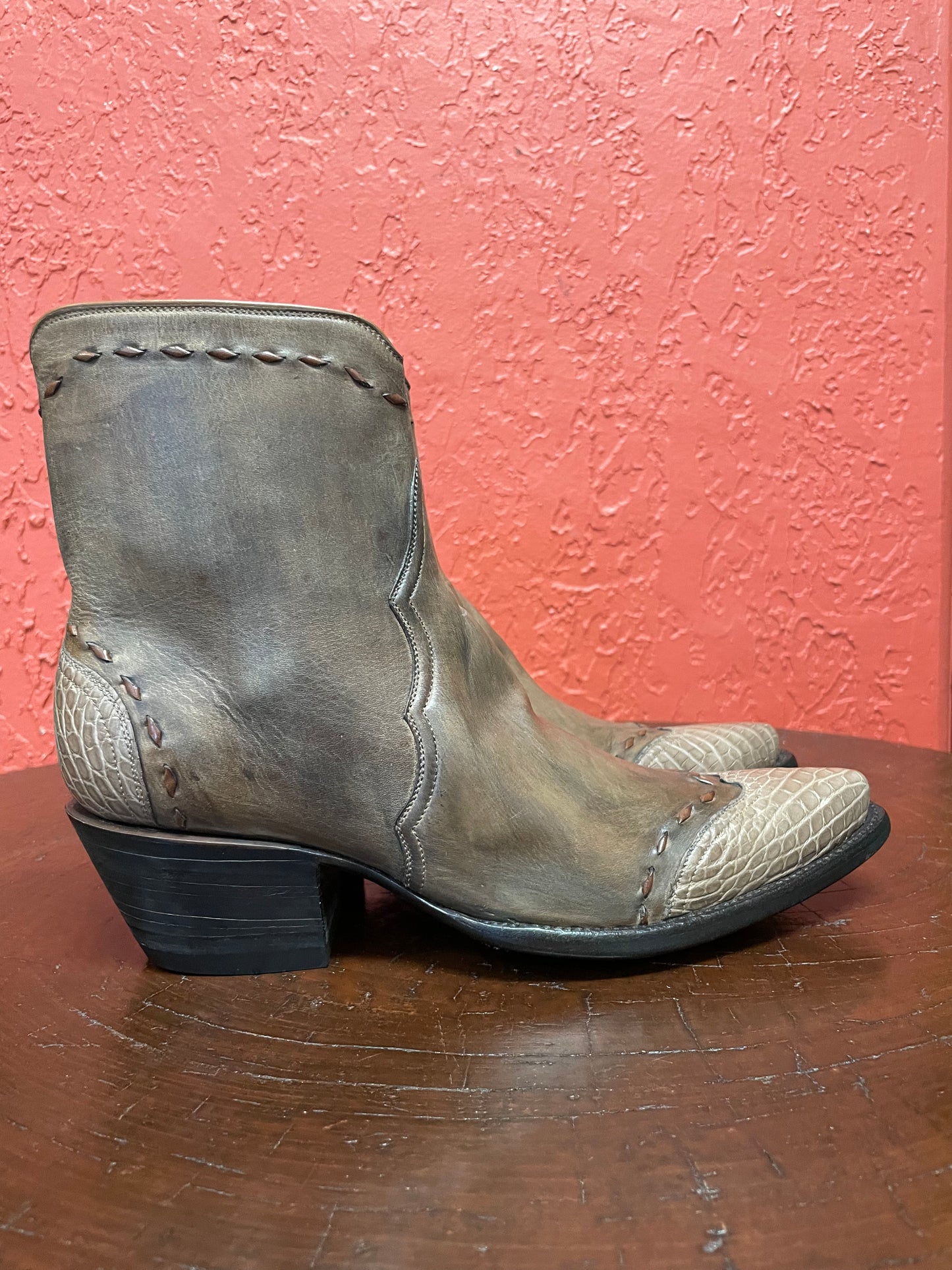 Aged Taupe with Mink Alligator ZG