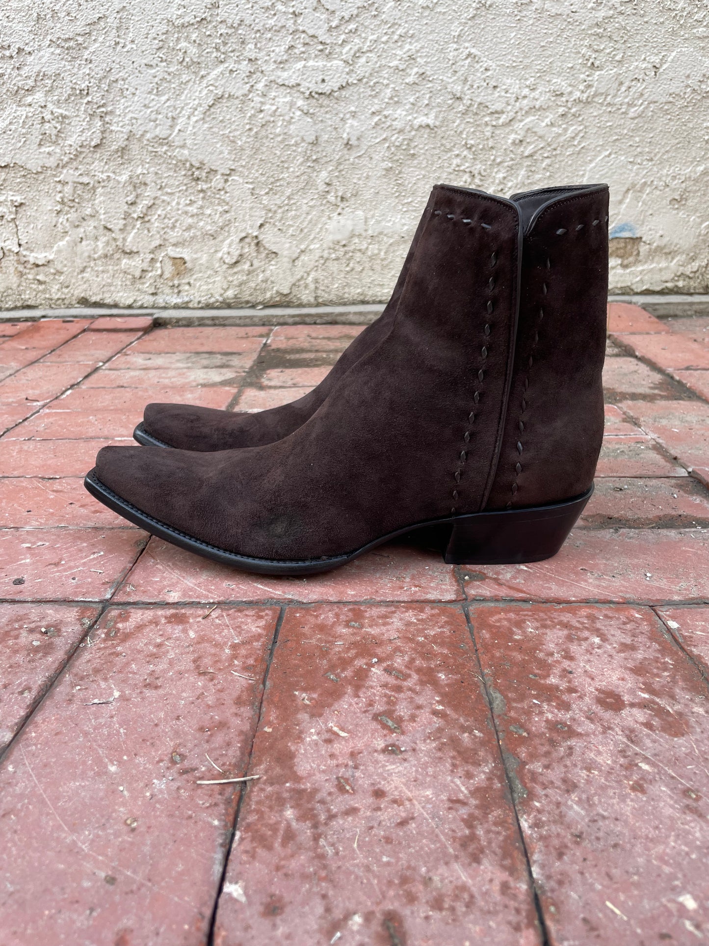 Espresso Suede Et Buckstitch Zorro