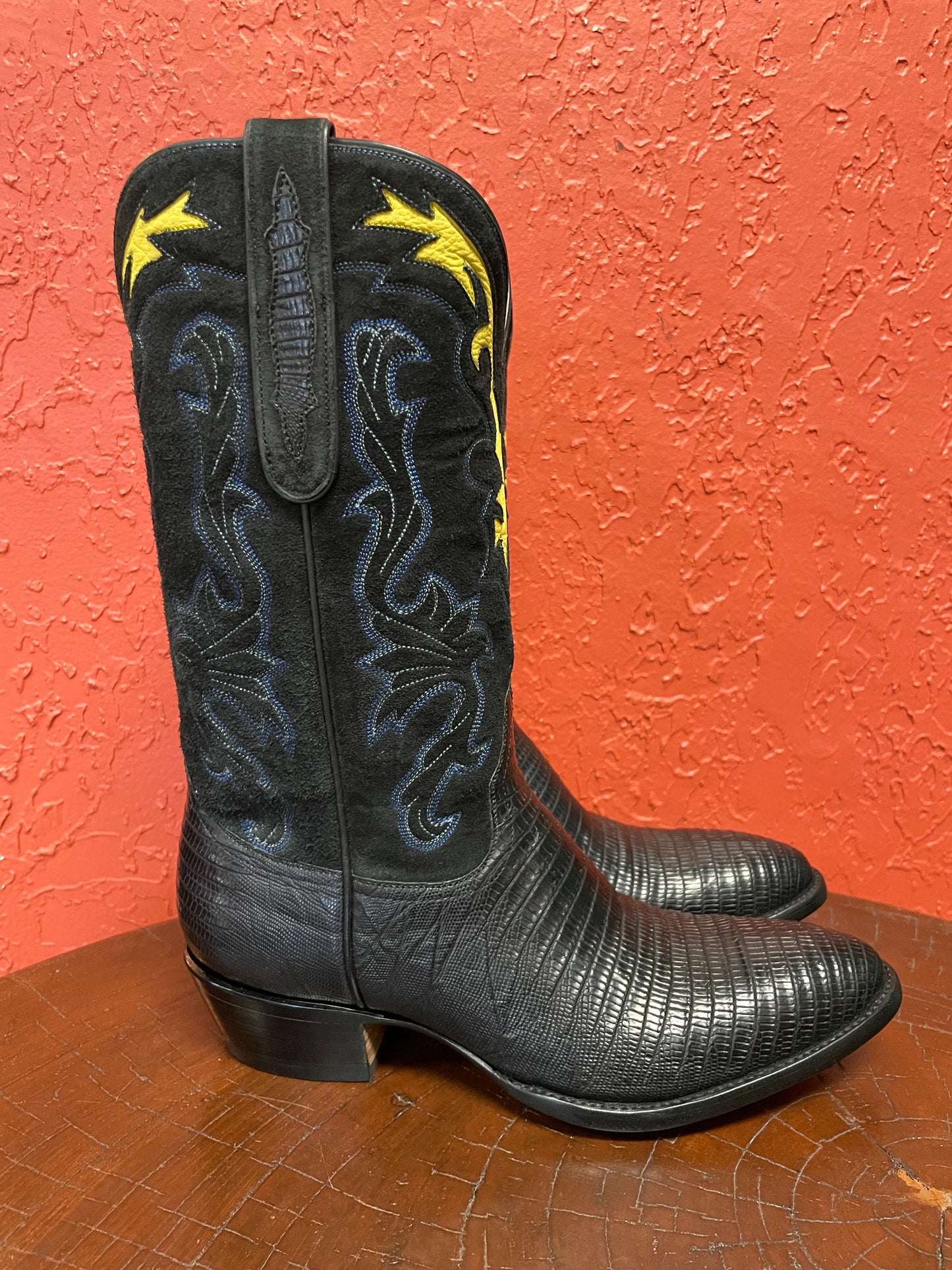Teju Lizard Noir Et Noir Roughout Cowboy Boot