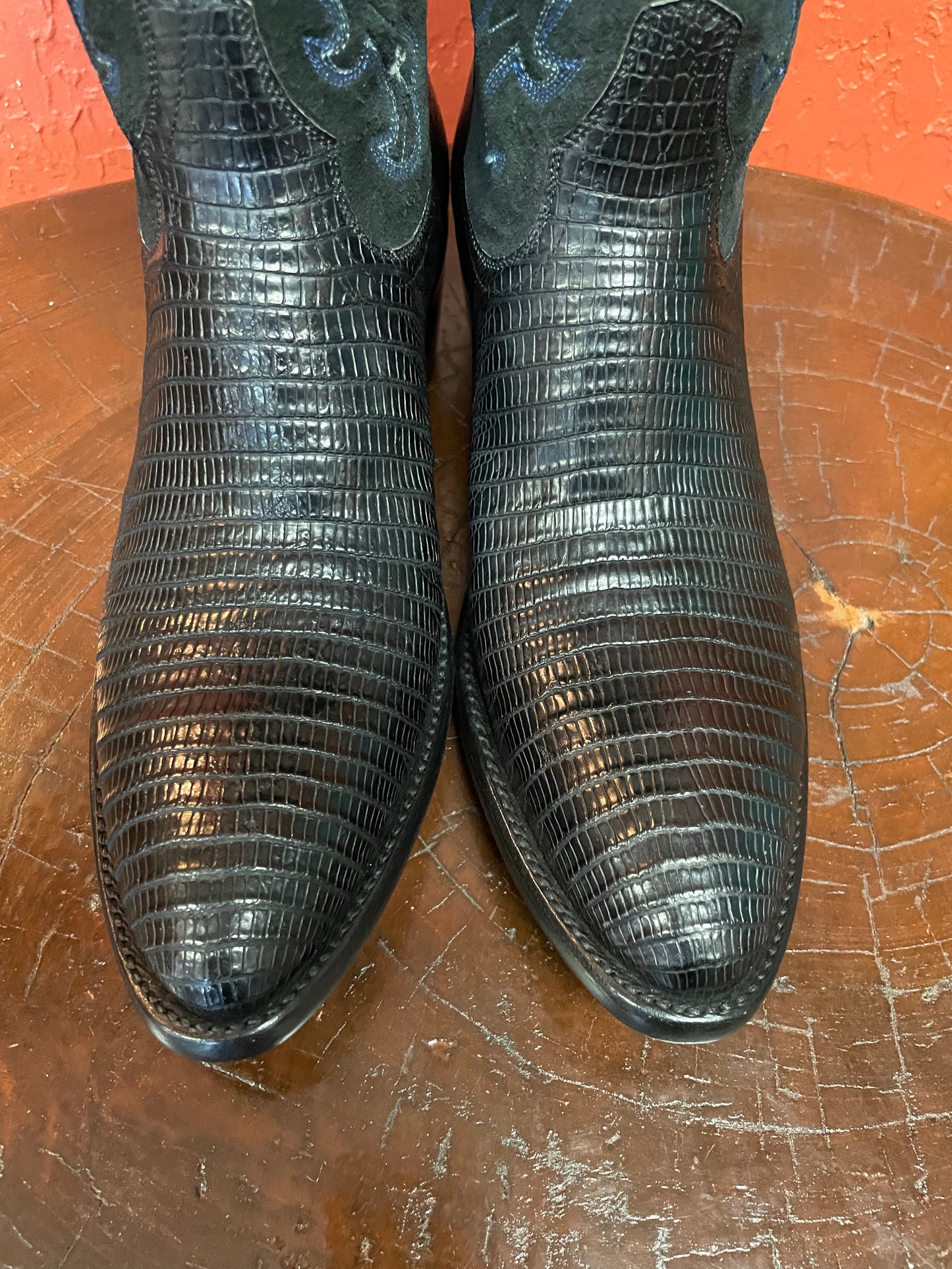 Teju Lizard Noir Et Noir Roughout Cowboy Boot