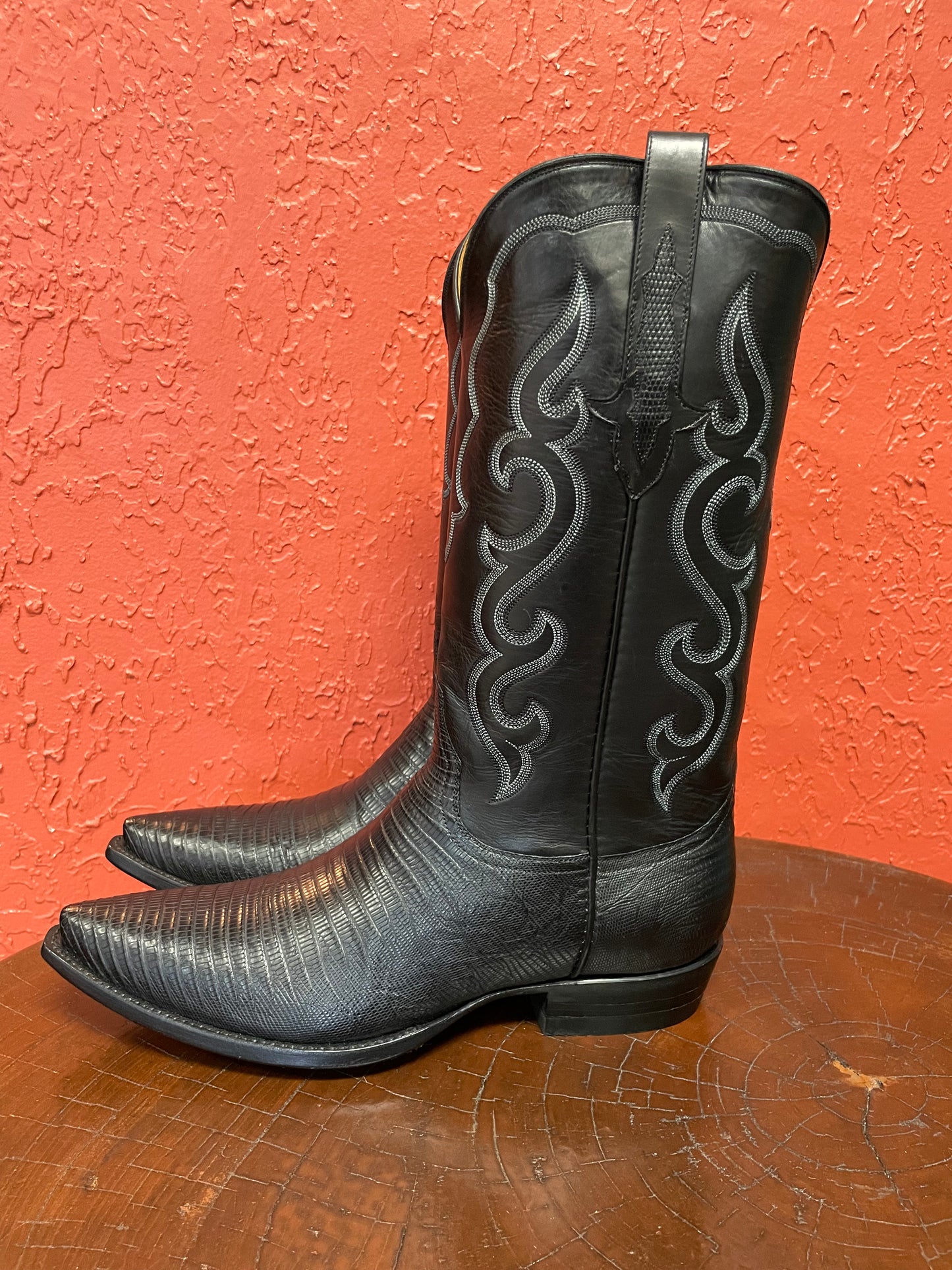 Homme Noir Teju Lizard Cowboy