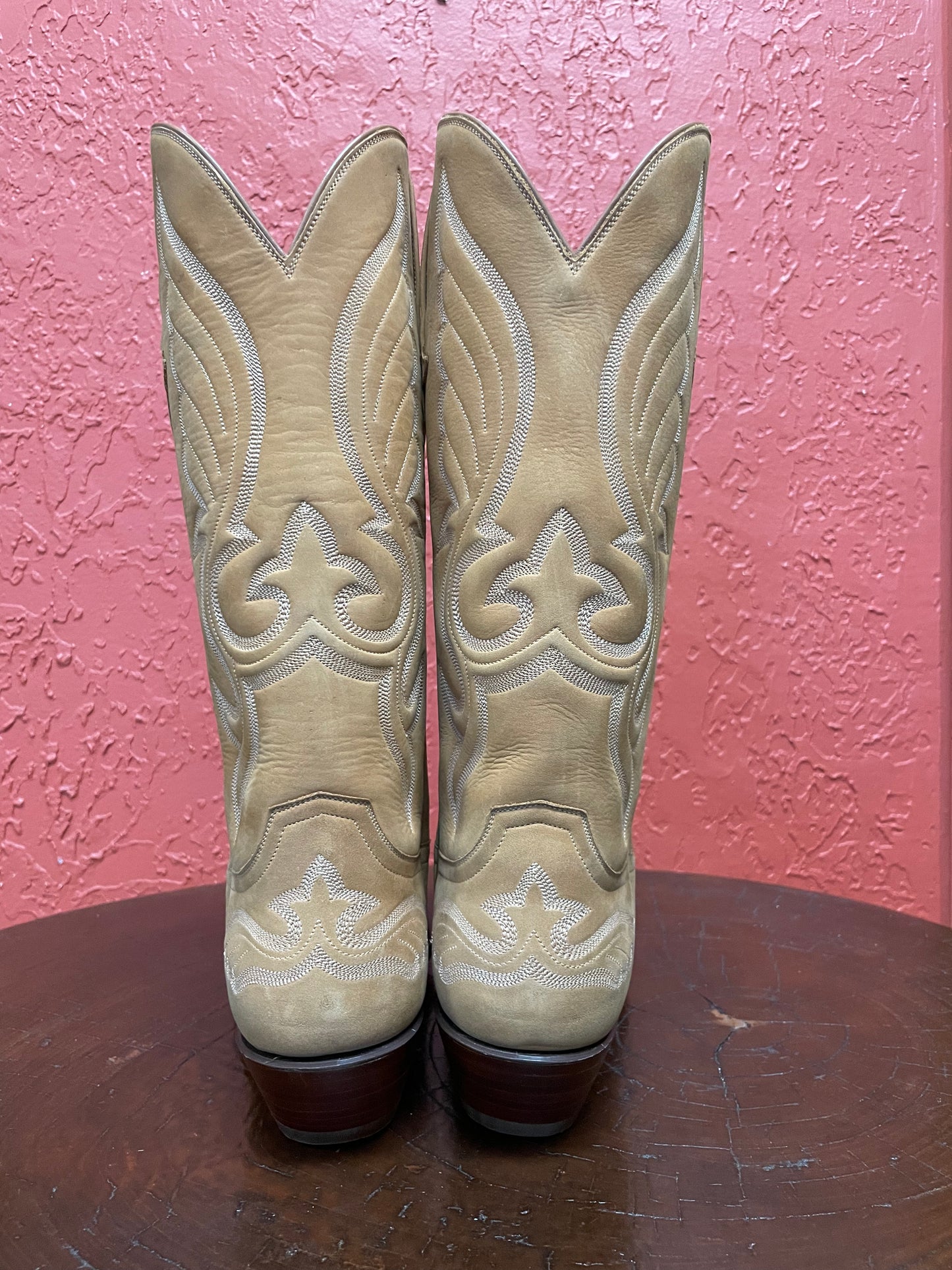 Saddle Tan Nubuck Cowgirl