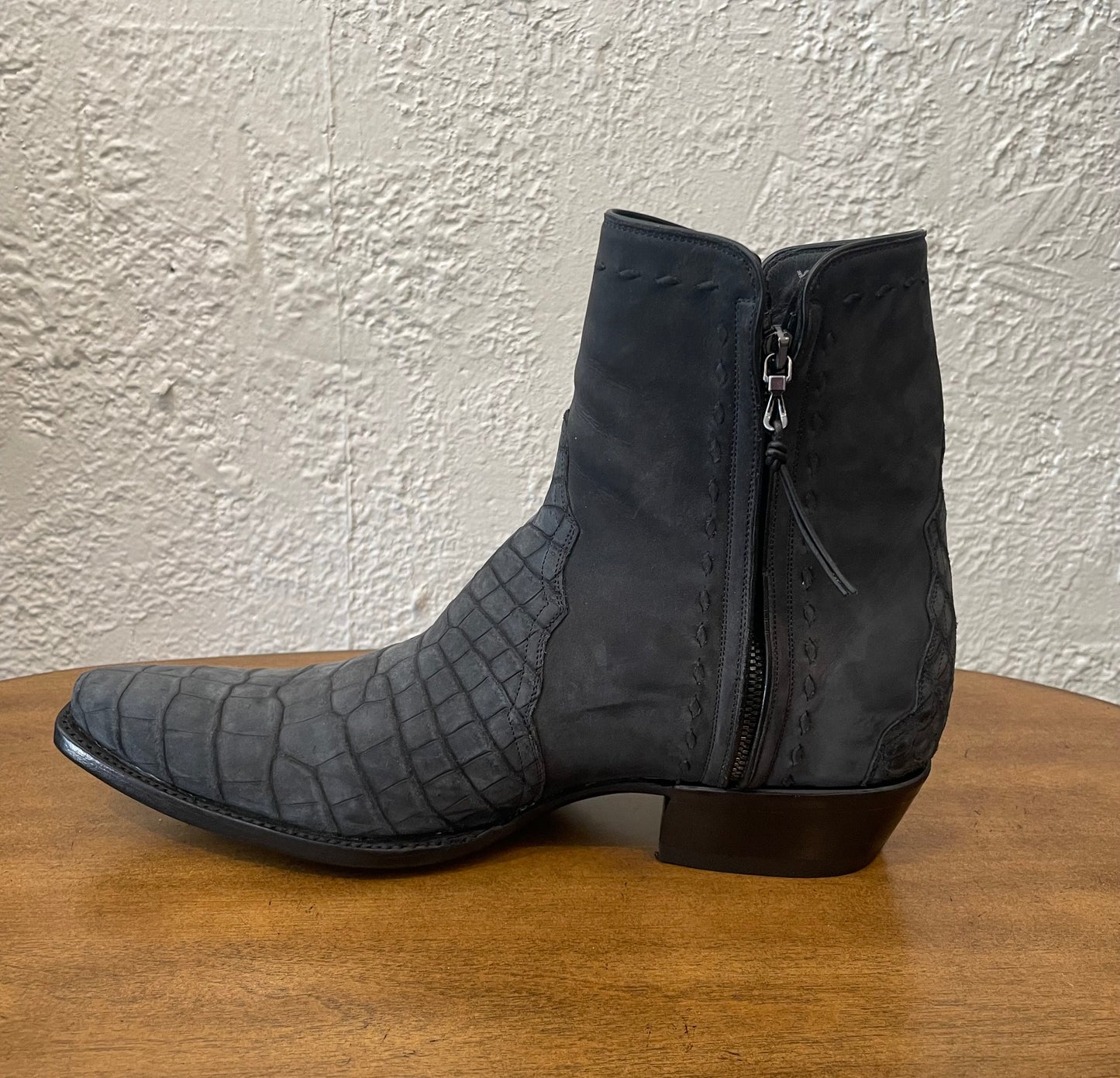 Nubuck Gator Belly with Matching Nubuck Calf Zip in Gray