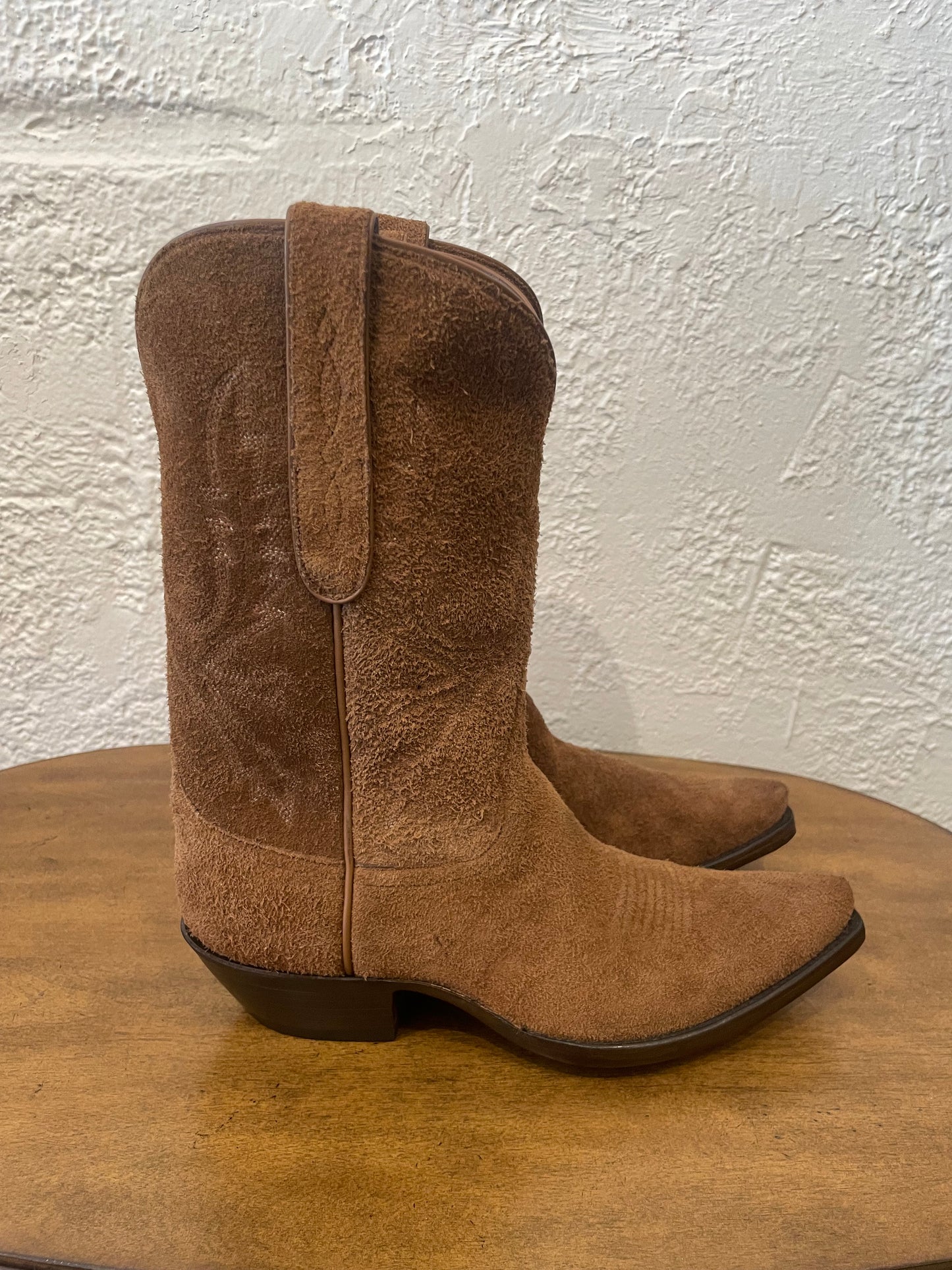 Roughout Cowgirl in Camel