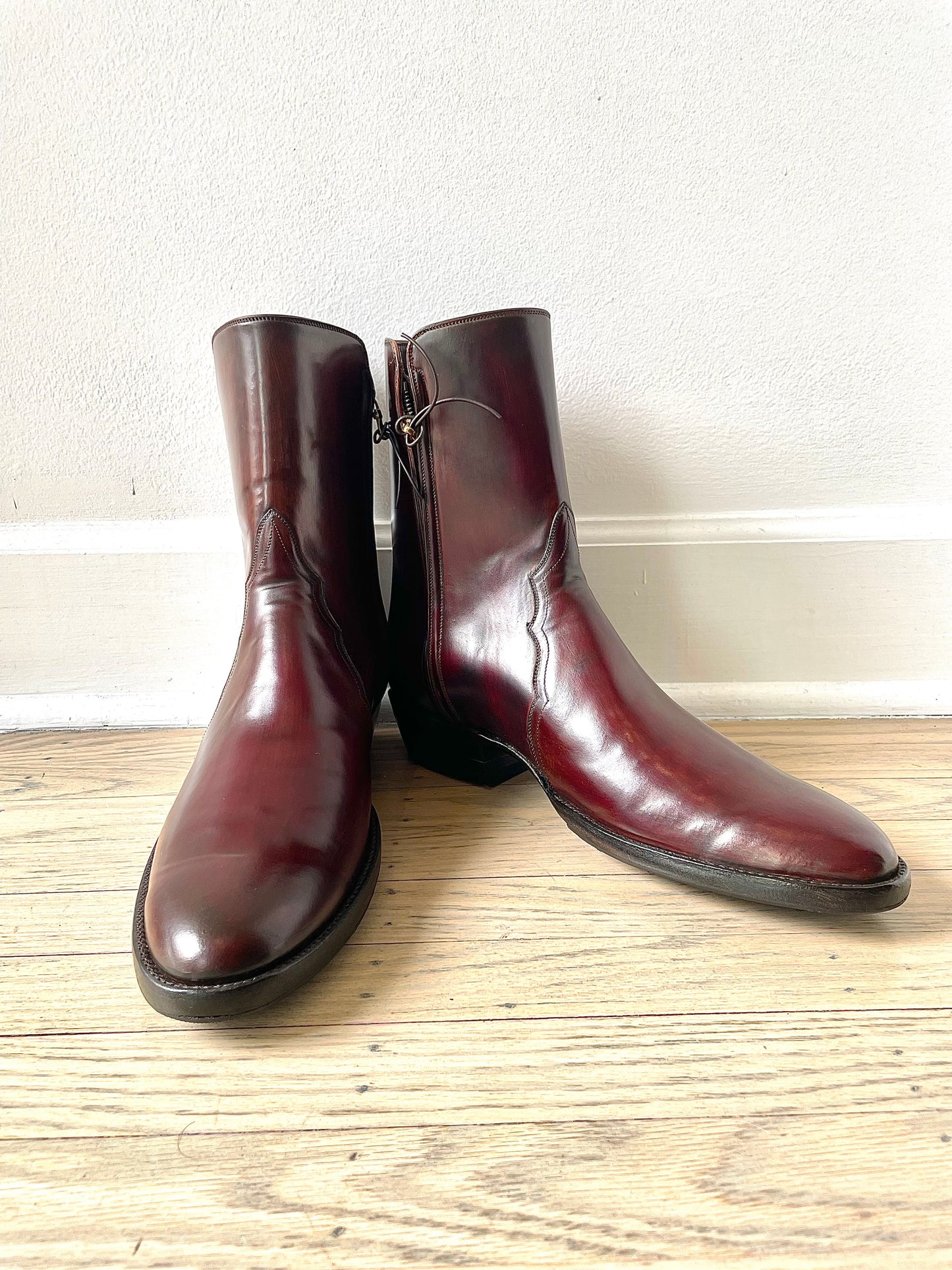 Shell Cordovan Zip in Mahogany