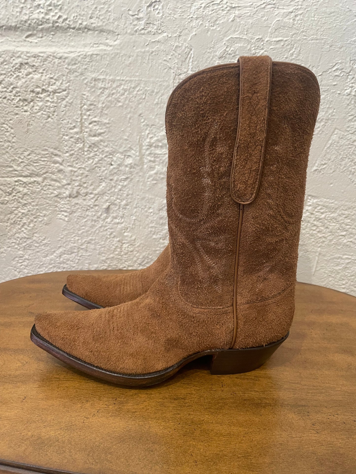 Roughout Cowgirl in Camel