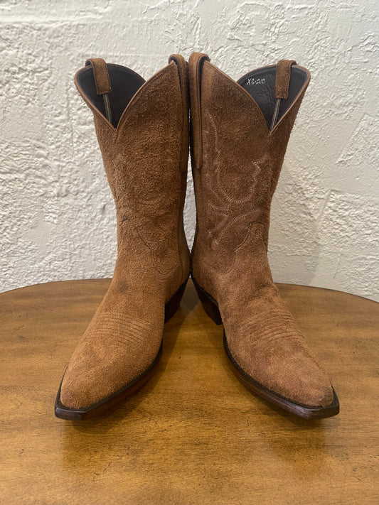 Roughout Cowgirl in Camel