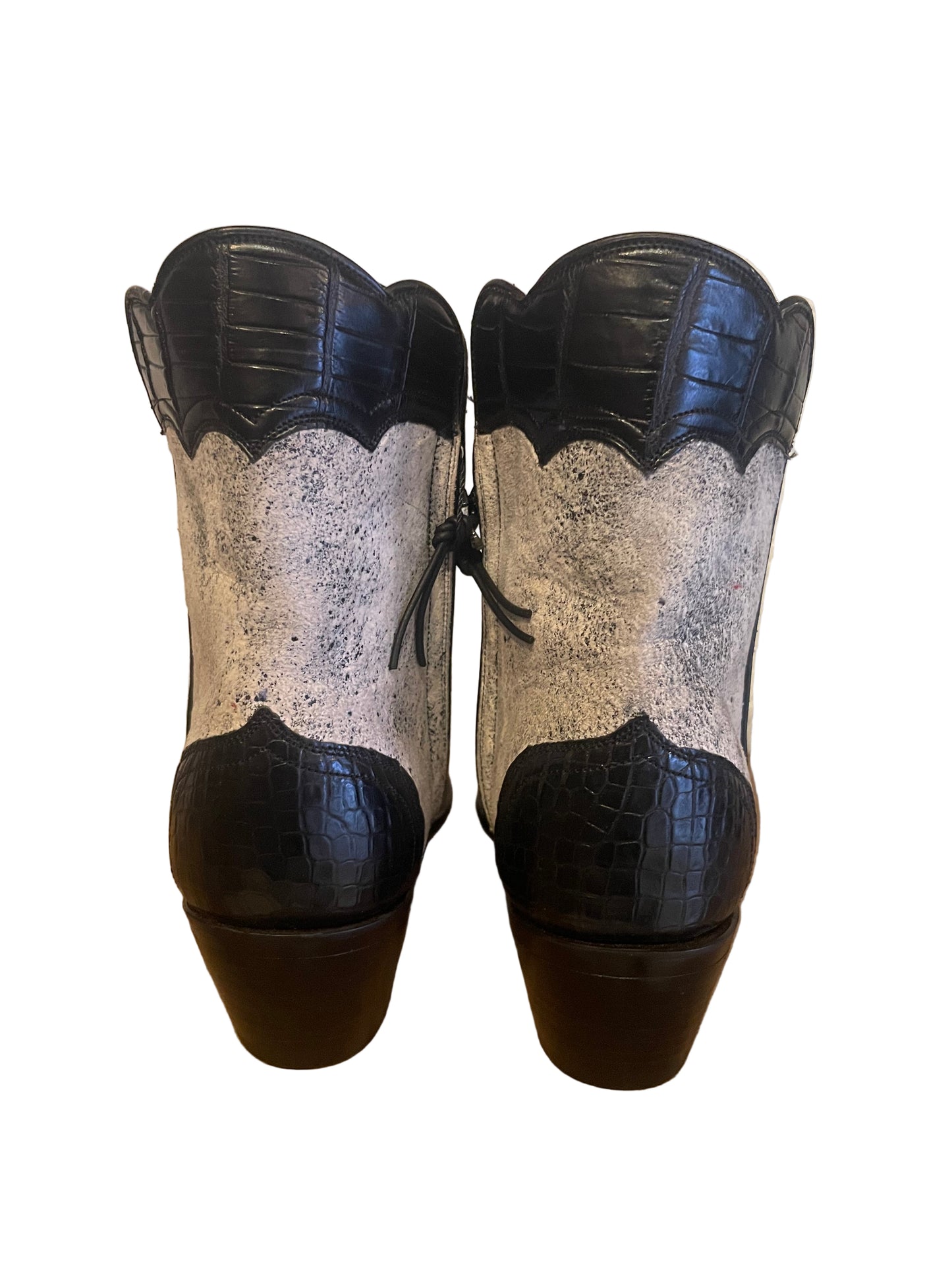 Lambsuede and Crocodile Zip in Distressed White and Noir