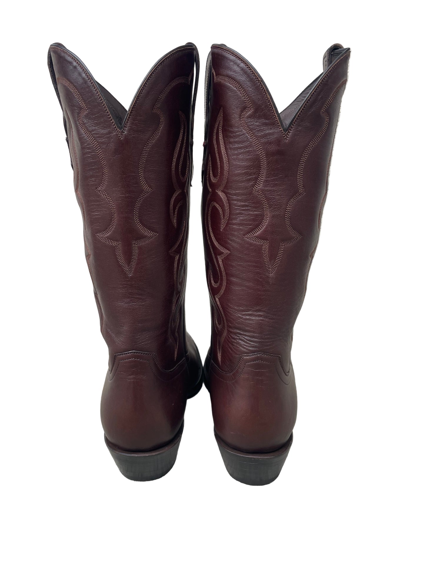 Classic Cowgirl in Sport Rust