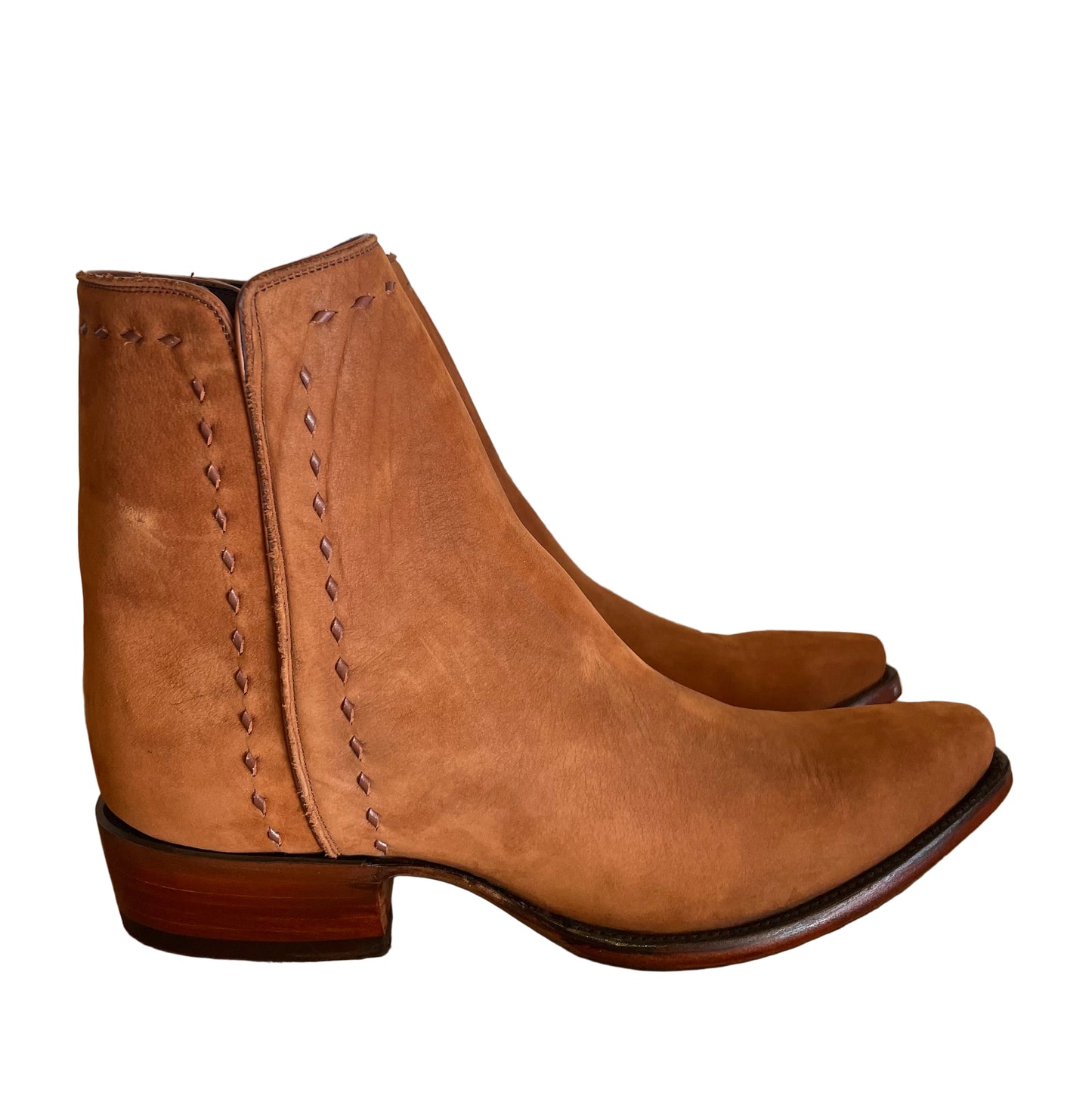 Nubuck Zip with Buckstitch in Cognac