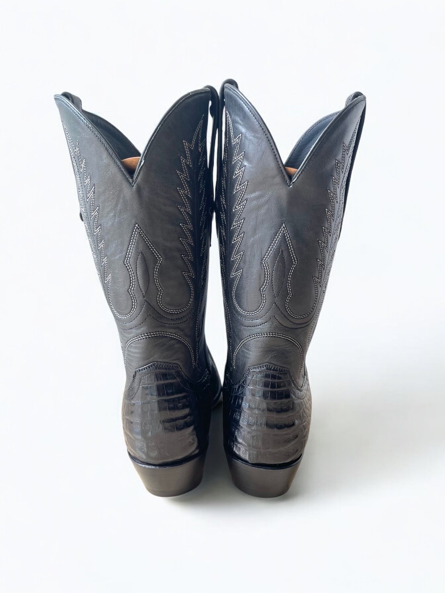 Caiman Belly Cowboy Boot in Noir