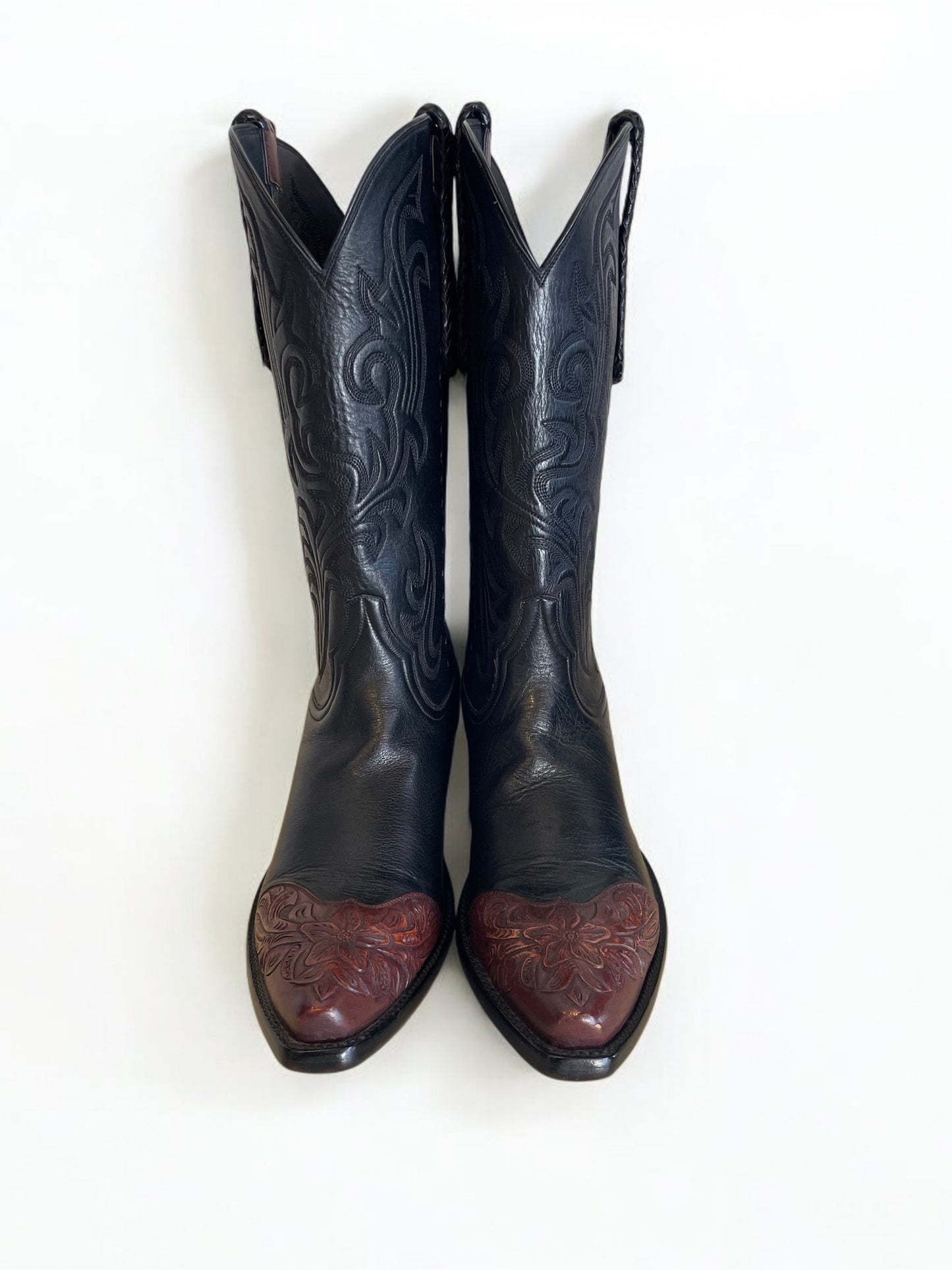 Water Buffalo Calf Western with Tooled Trim in Noir and Sport Rust